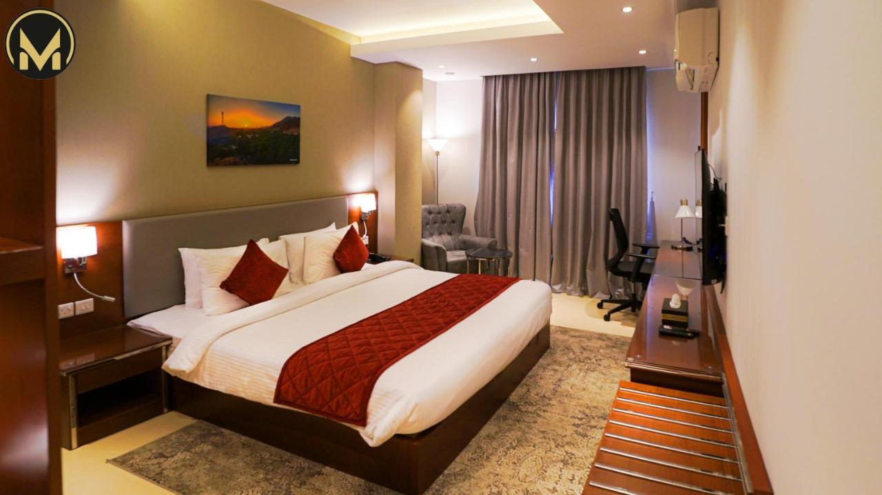 Muscat Express Hotel Bagian luar foto